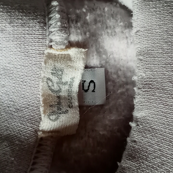 Brandy Melville lavender erica sweatshirt small pullover crewneck - Picture 9 of 9